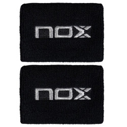 NOX MUÑEQUERAS NEGRAS LOGO BLANCO
